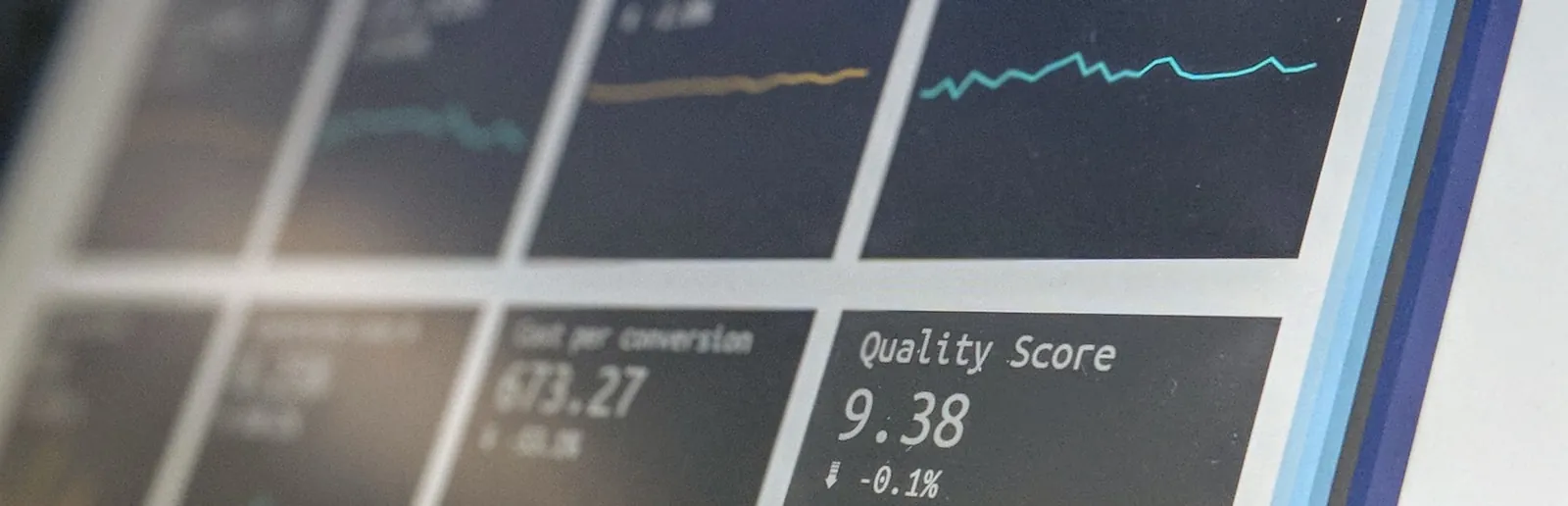 Live metrics and quality scores on a monitoring dashboard